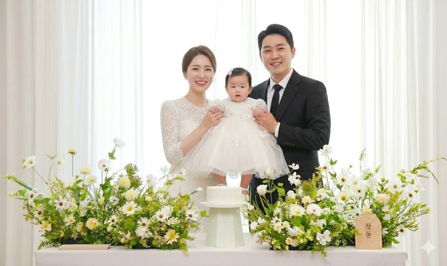 파티후 현대 돌상차림 출장 사례 18 - 화이트·파스텔 톤 돌상